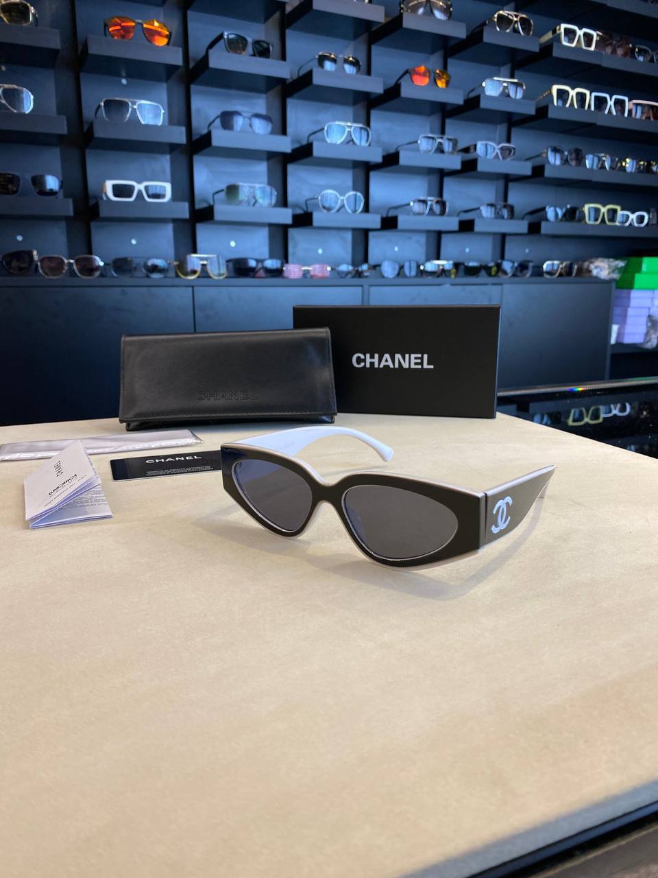 CHNL - Sunglasses