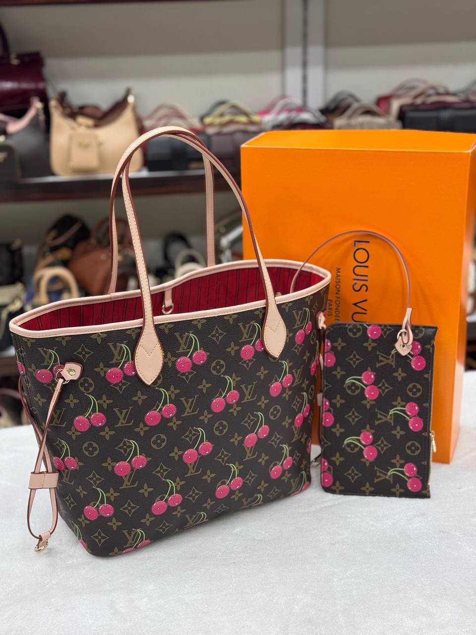 LVS - Neverfull Medium Pumpkin