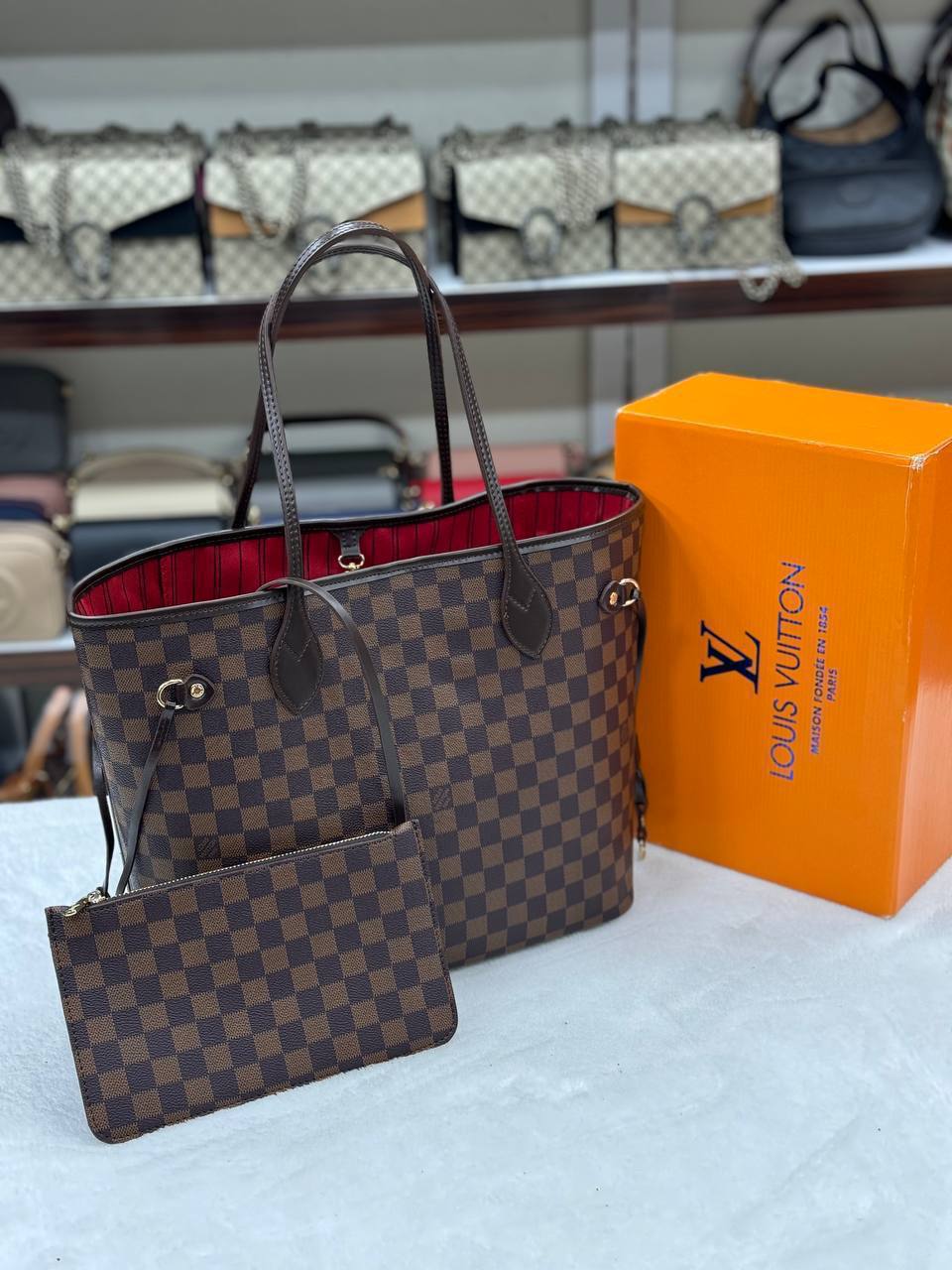 LVS - Neverfull Medium