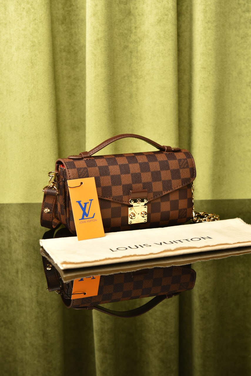 LVS - Pochette Metis East