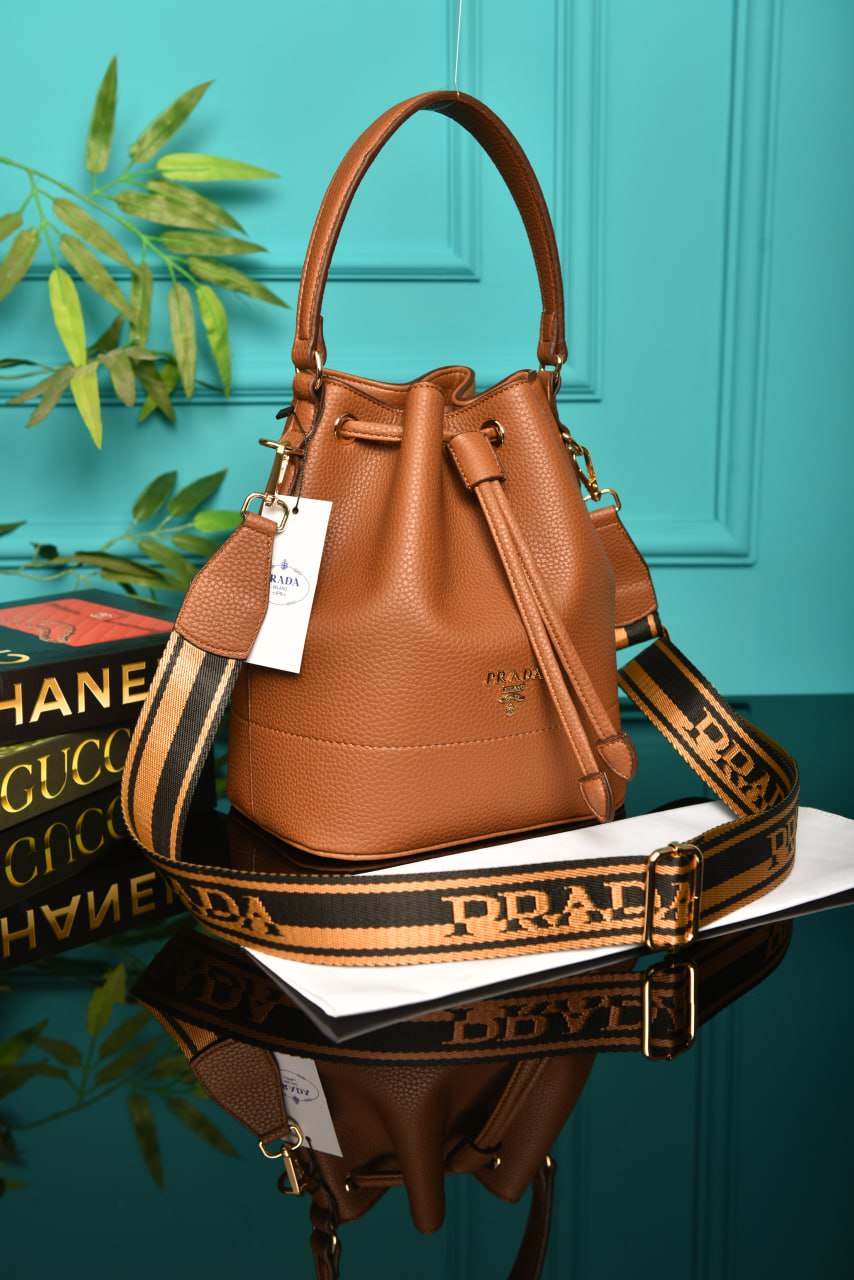 PRD-Vitello Daino Bucket Bag