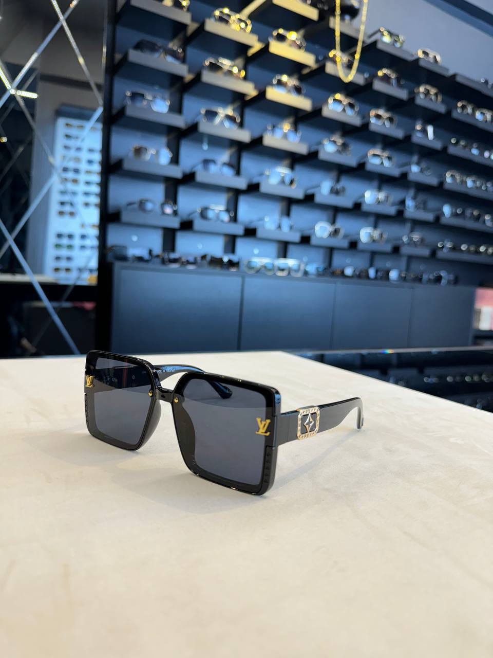 LVS - Sunglasses