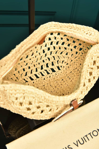 LVS - Icare in Raffia Bag