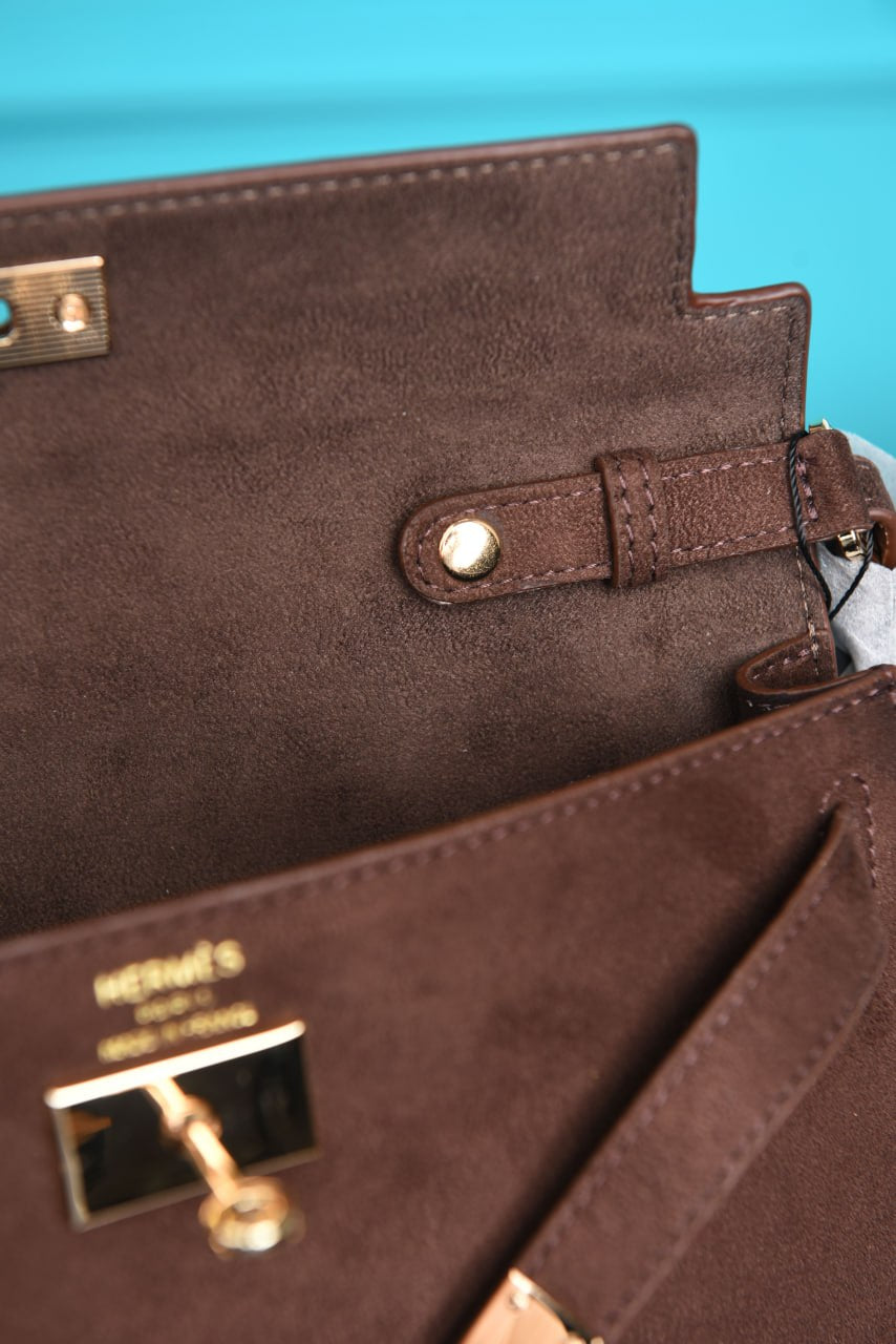 HRMS - Kelly Classique To Go Wallet in Suede