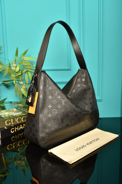 LVS - Slouchy (Black)