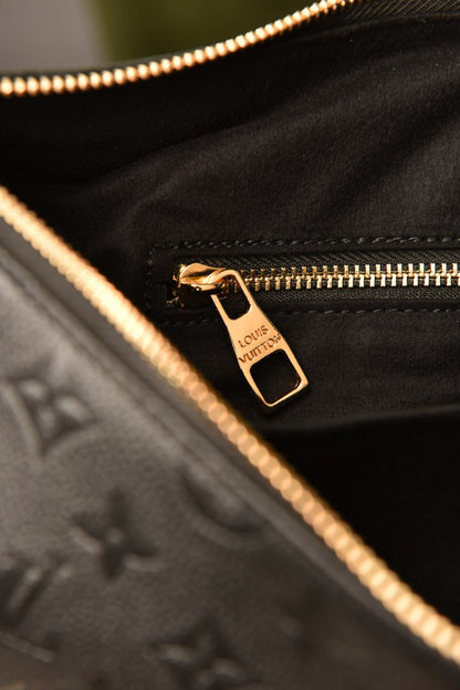 LVS - Slouchy (Black)