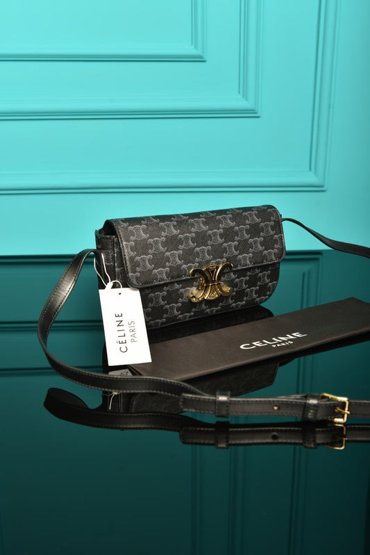 CLN - Triomphe Shoulder Bag In Shiny