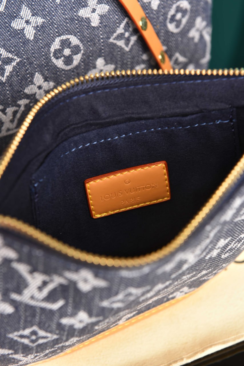 LVS - Carryall PM Bag in Denim