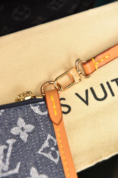 LVS - Carryall PM Bag in Denim