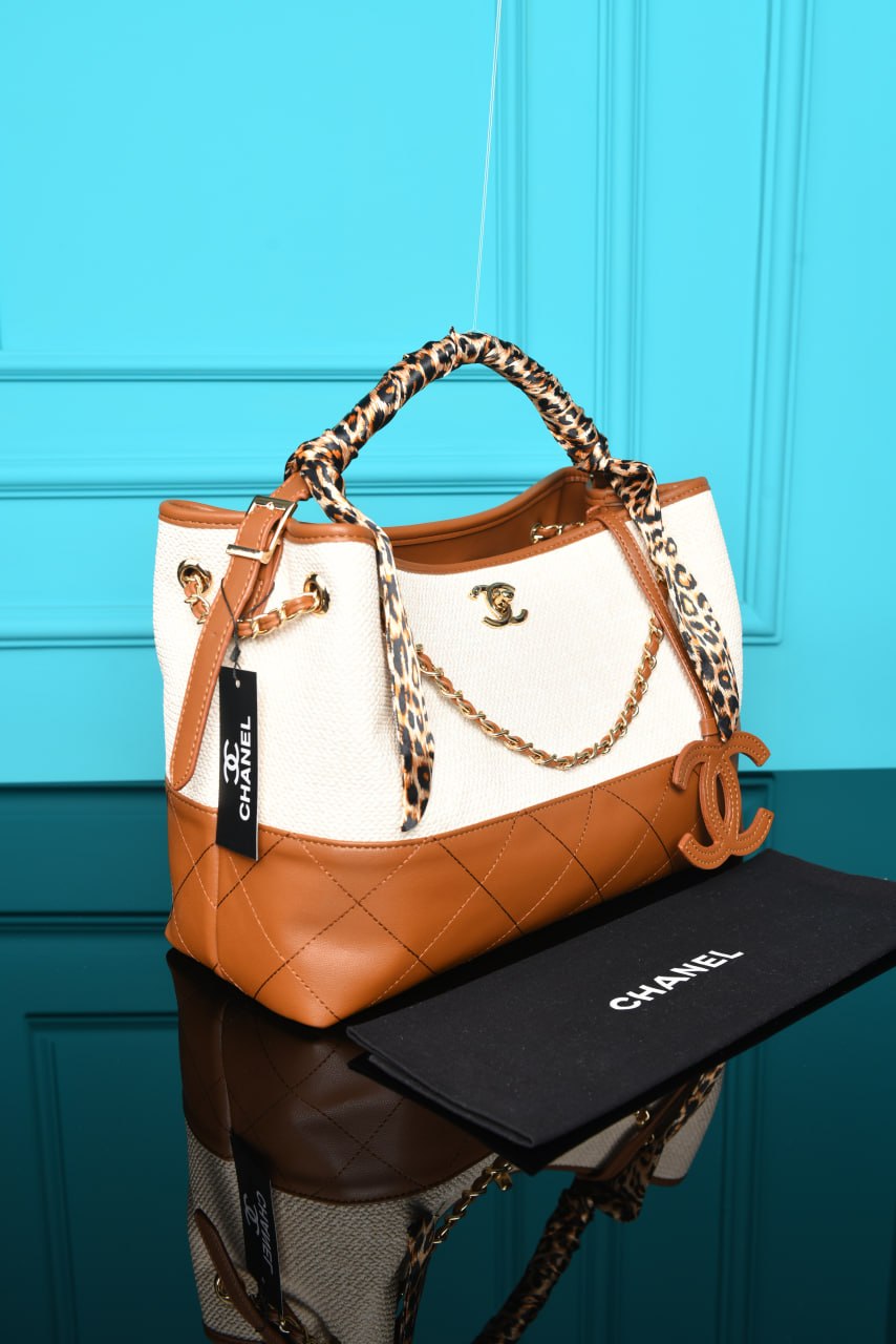 Chnl-Shopping Bag