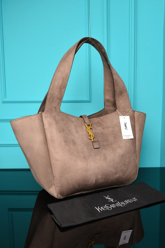 YSI - Le 5 A 7 Bea Bag in Suede