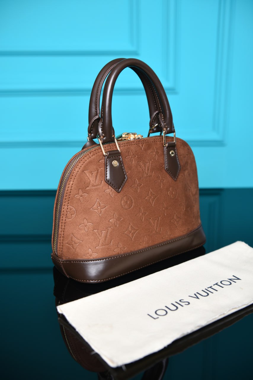 LVS -Alma BB Bag in Suede