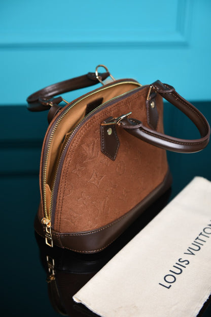 LVS -Alma BB Bag in Suede