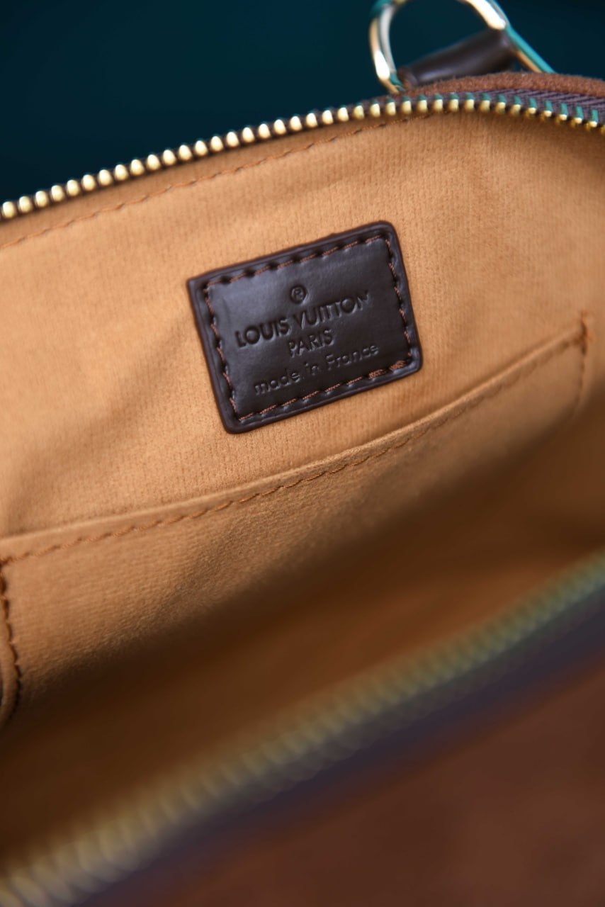 LVS -Alma BB Bag in Suede