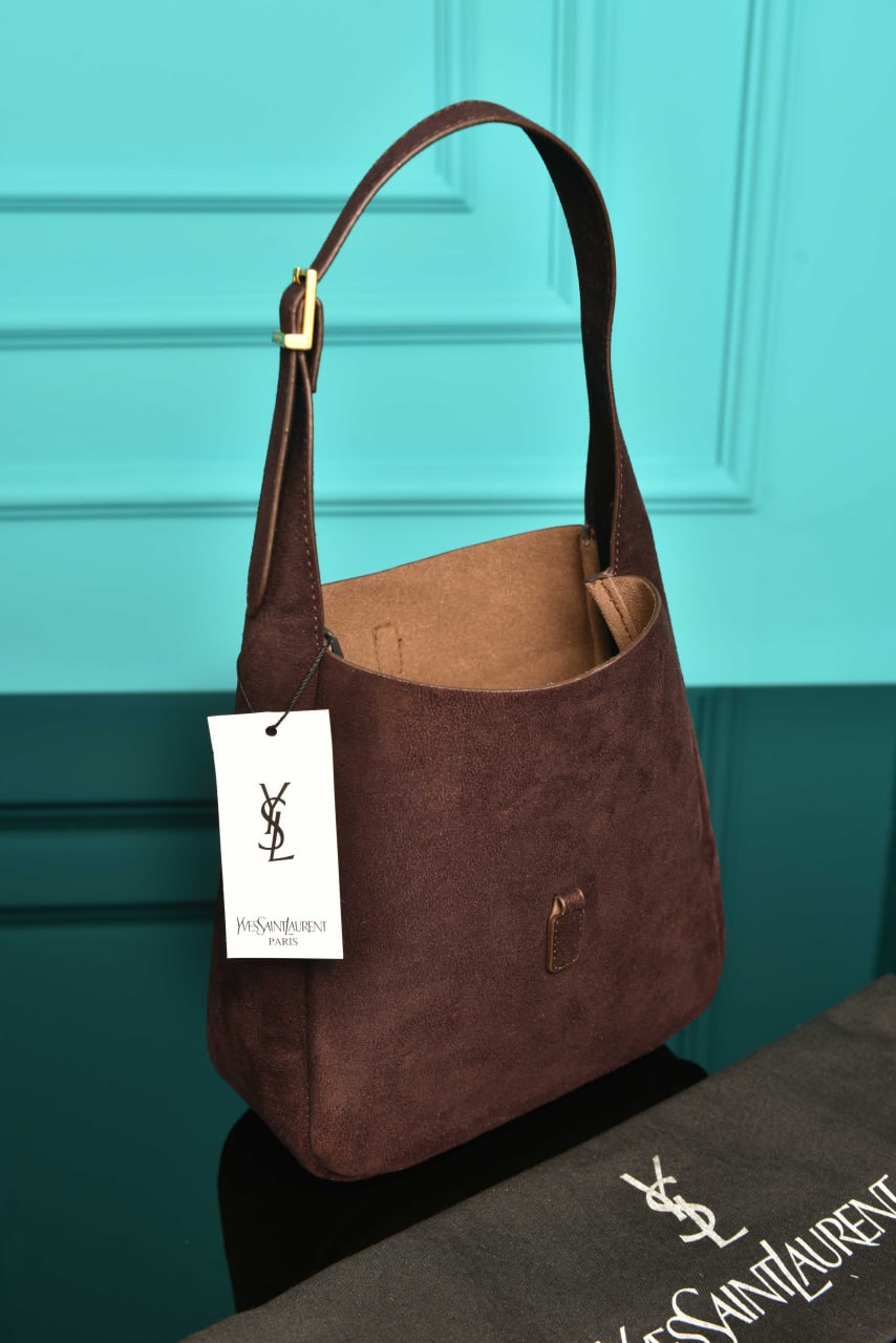 YSI - Le 5 A 7 Supple Small in Suede