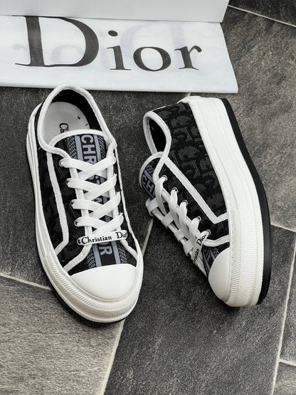 DR - Shoes