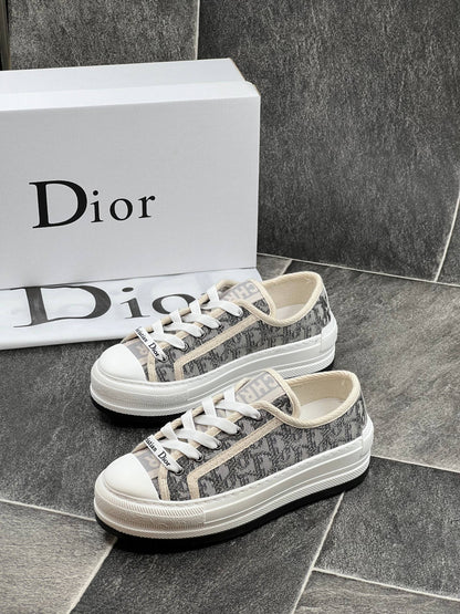 DR - Shoes