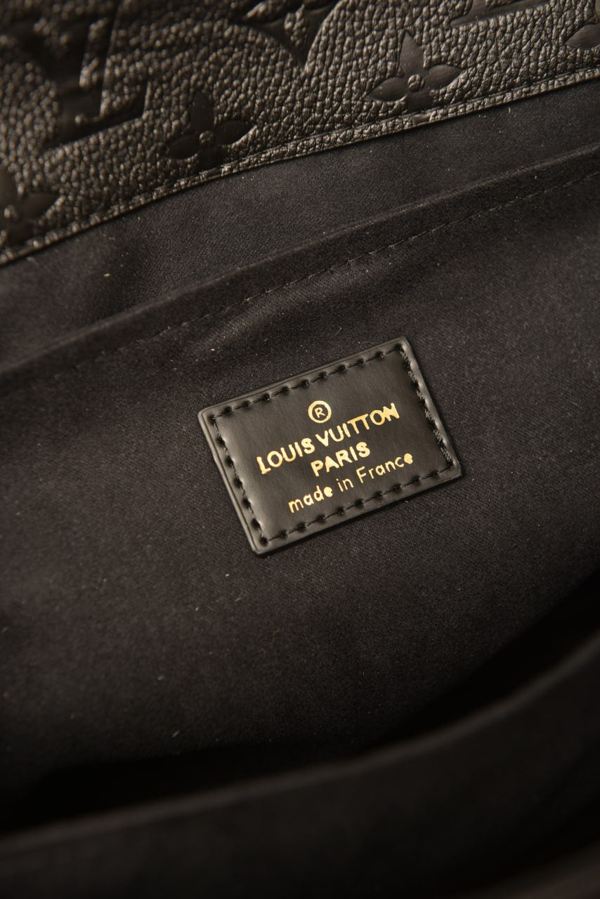 LVS - Metis Pochette (Black)