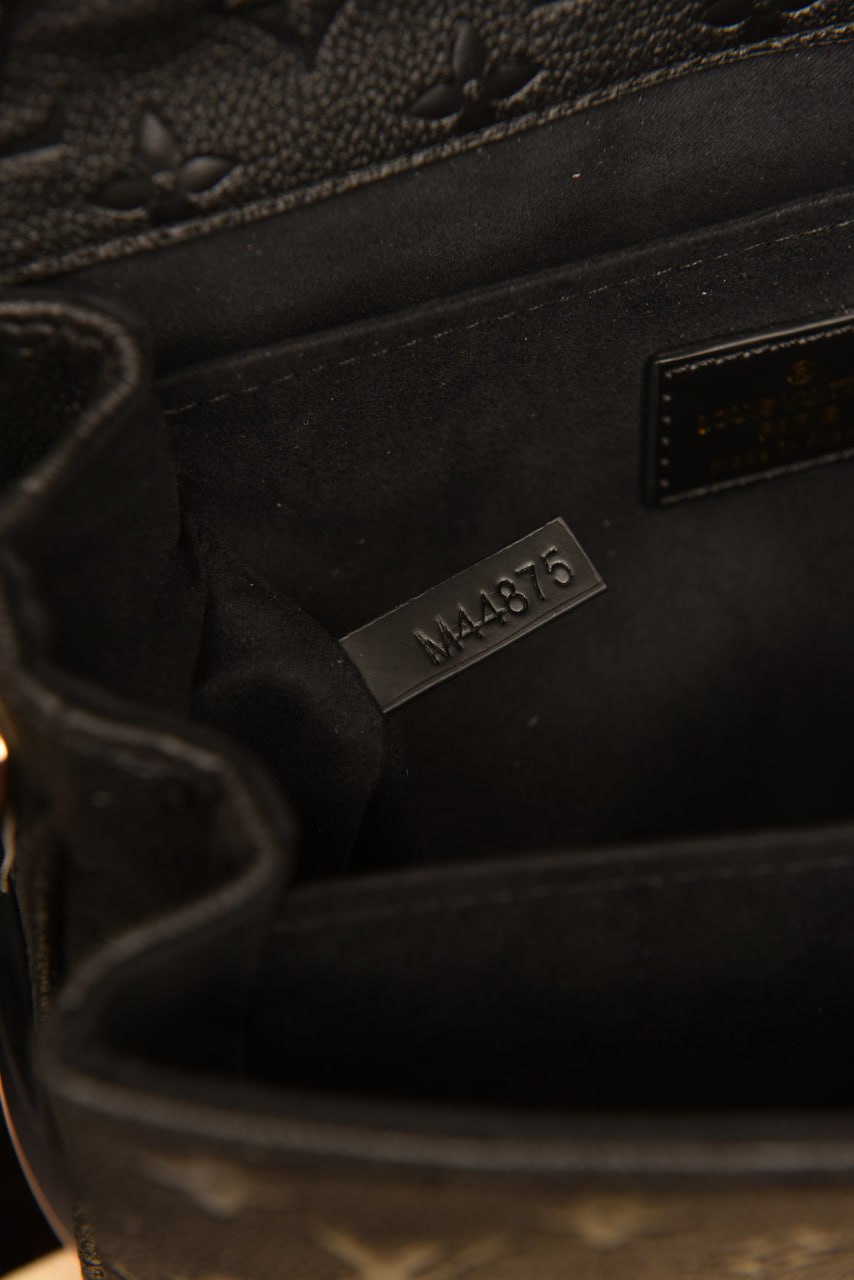 LVS - Metis Pochette (Black)