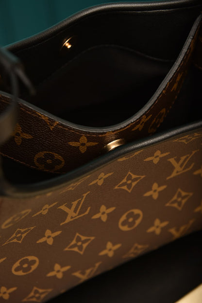 LVS - The Drop PM Bag