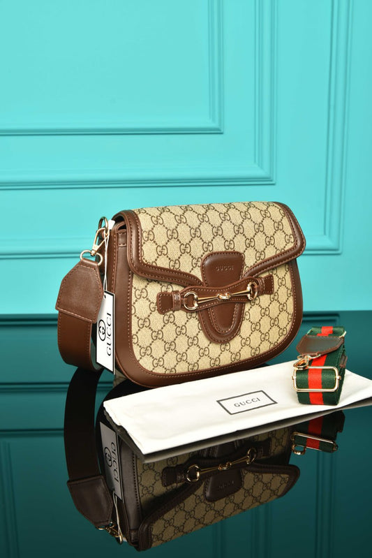 GG - Horsebit Shoulder Bag in Leather