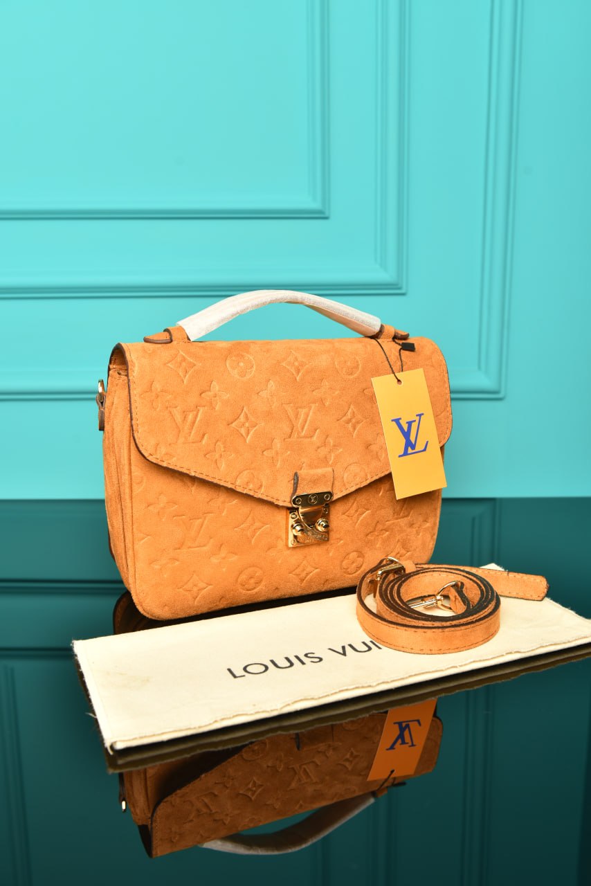 LVS - Pochette Metis Bag in Suede