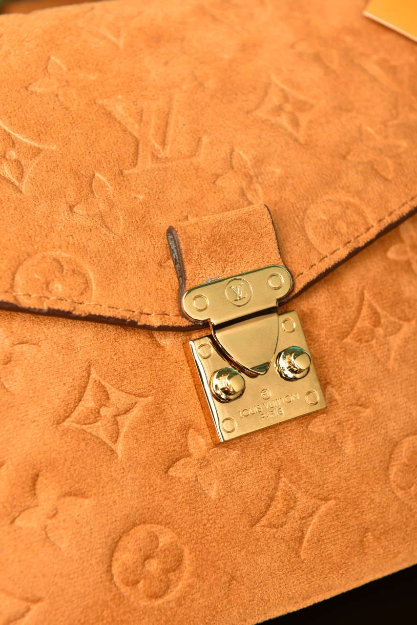 LVS - Pochette Metis Bag in Suede