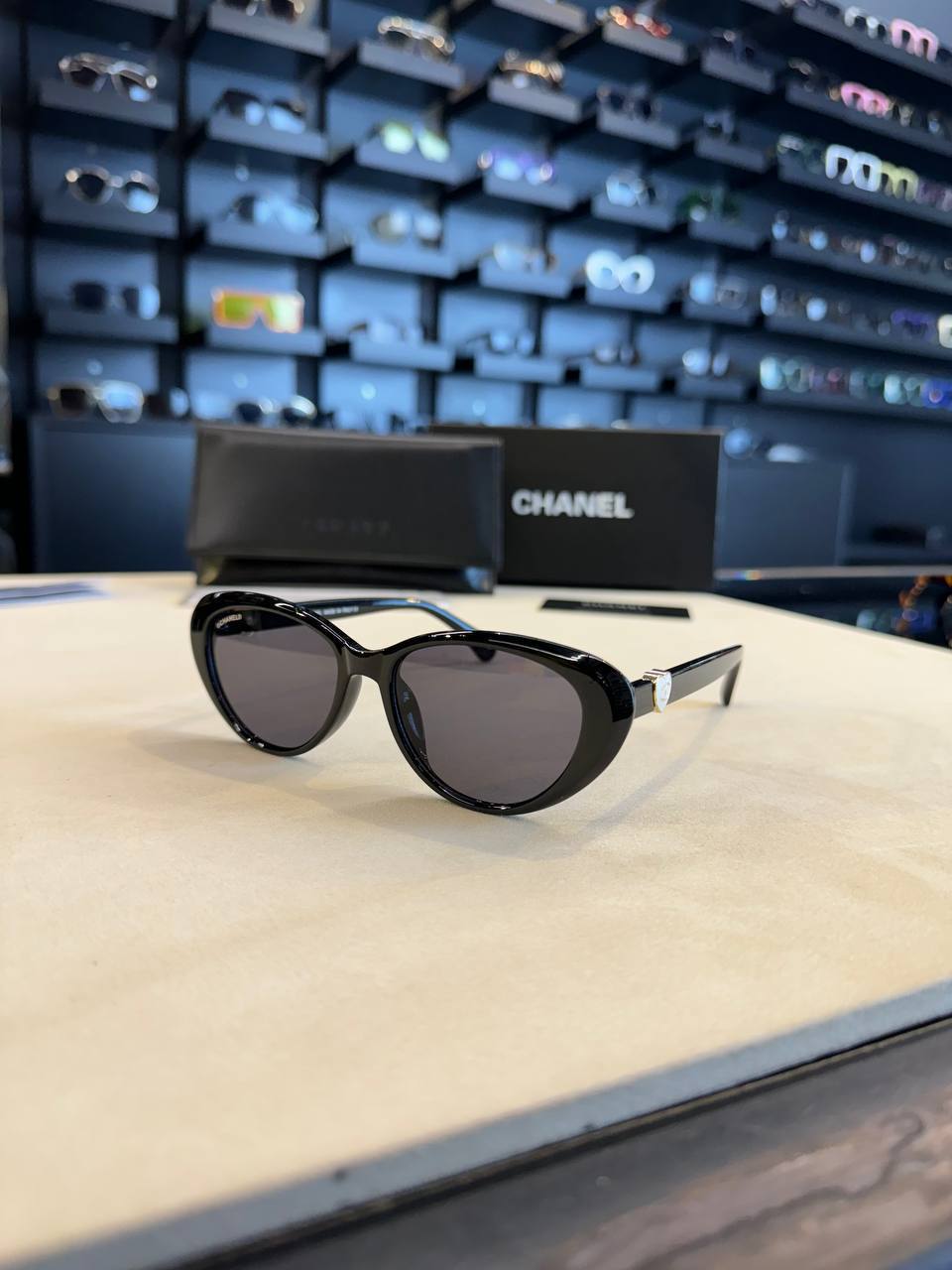 CHNL - Sunglasses