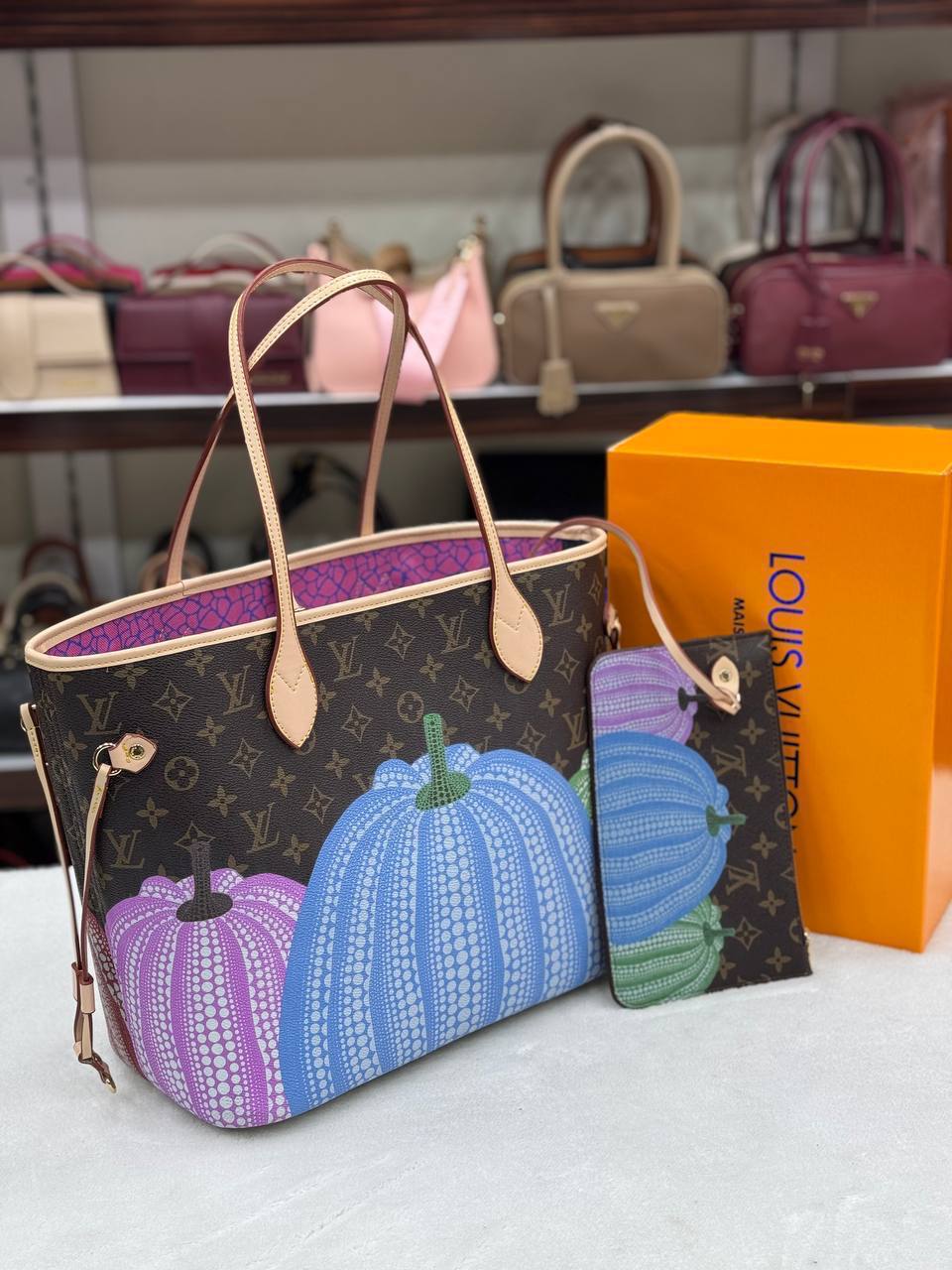 LVS - Neverfull Medium Pumpkin