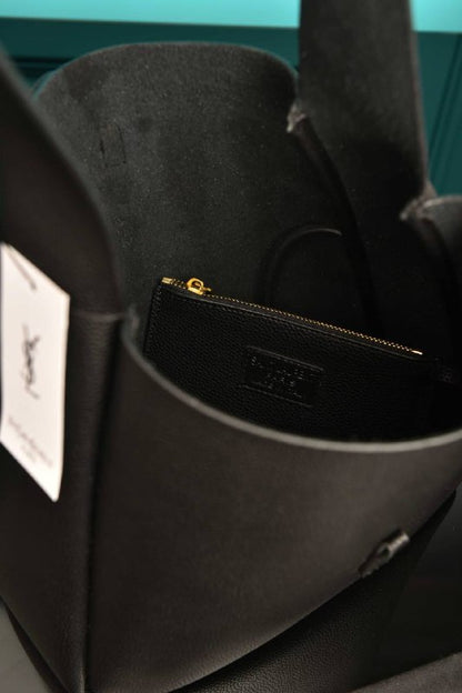 YSI - LE 5 A 7 Supple Bag