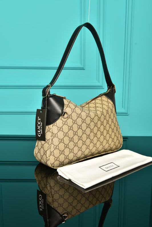GG - Emblem Small Shoulder Bag