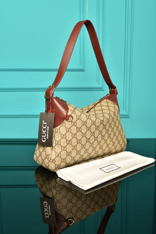 GG - Emblem Small Shoulder Bag