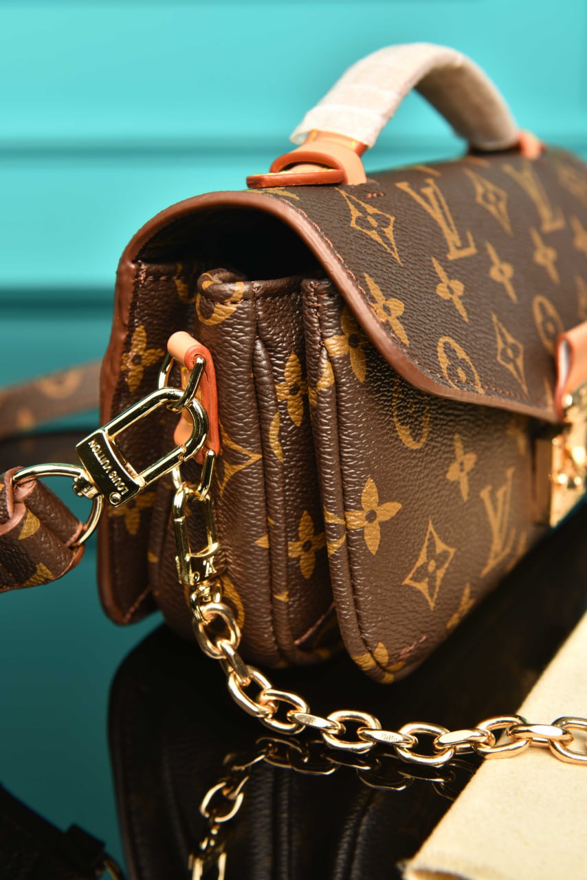 LVS- Pochette Metis East