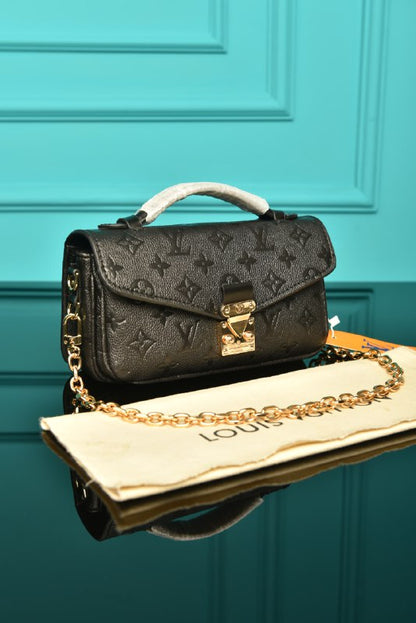 LVS- Pochette Metis East