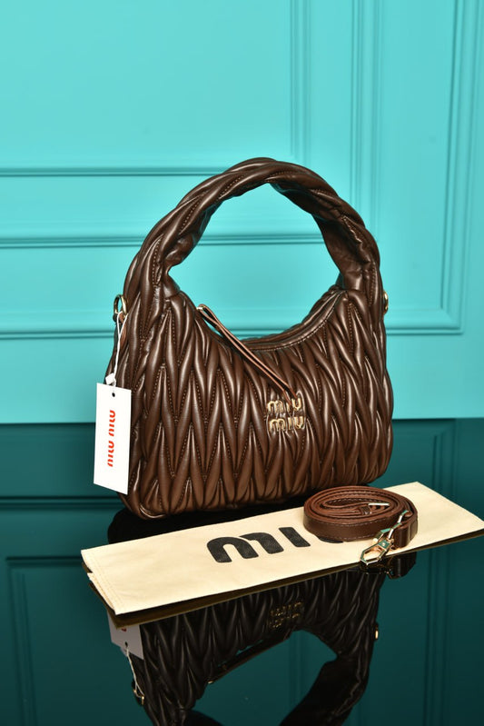 MM - Wander Matelasse Bag