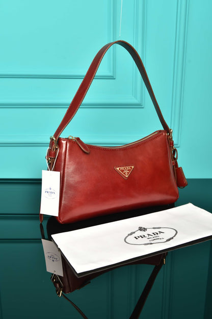 PRD - Aimee Medium Leather Shoulder Bag