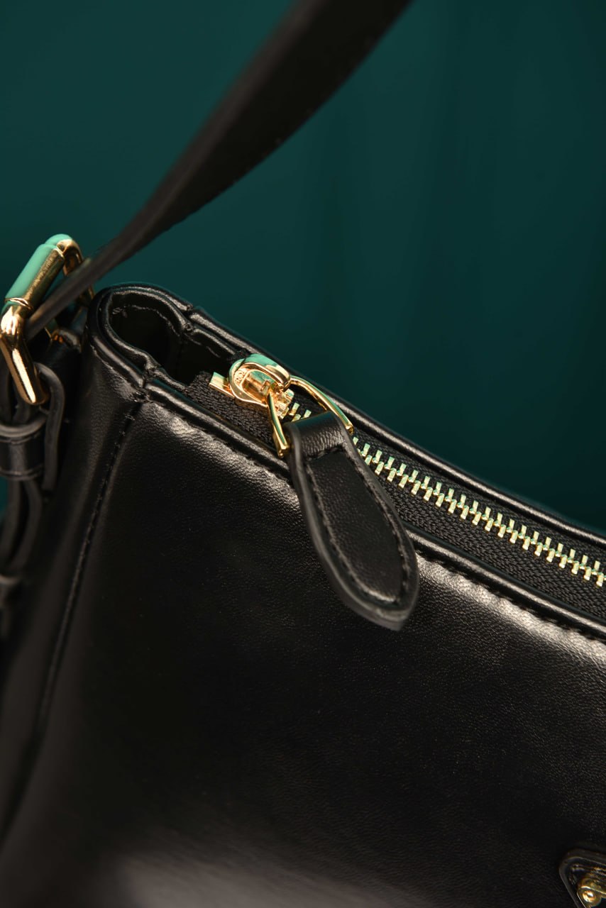 PRD - Aimee Medium Leather Shoulder Bag