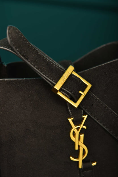 YSI - Le 5 A 7 Micro Made of Grained Leather Bag in Suede