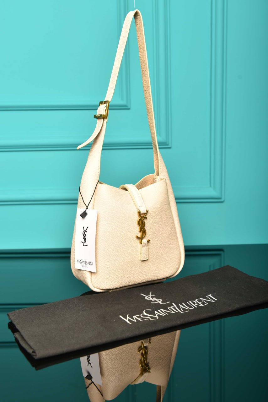 YSI - Le 5 A 7 Micro Made of Grained Leather