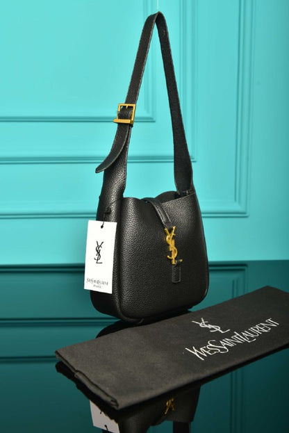 YSI - Le 5 A 7 Micro Made of Grained Leather