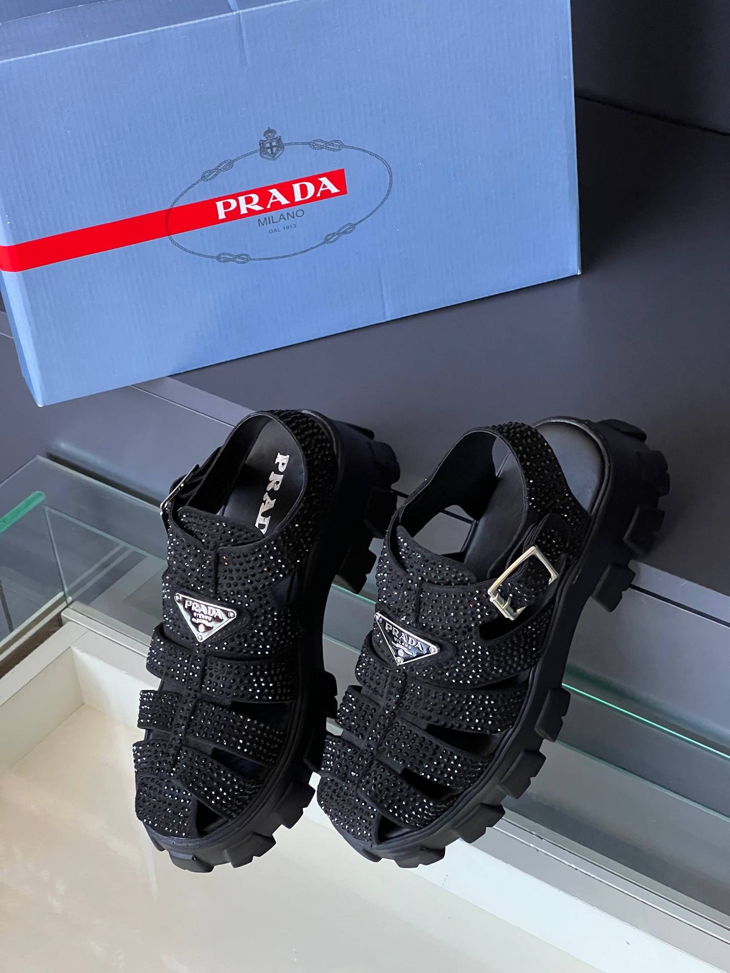 PRD -Sandals