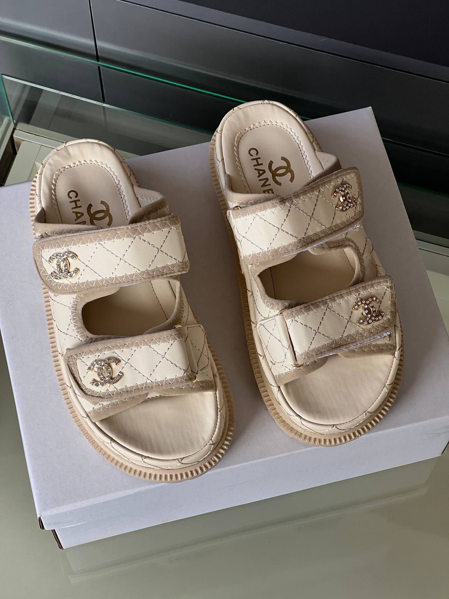 CH - Shoes