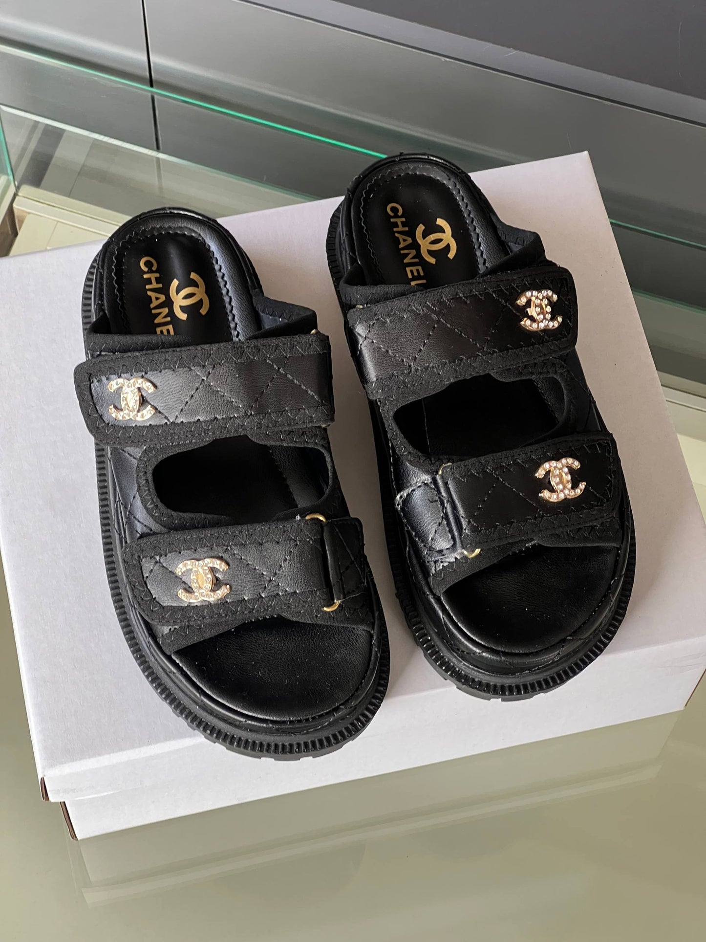 CH - Shoes