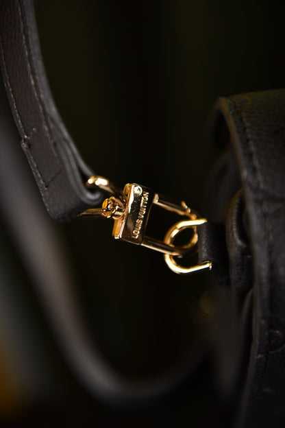 Metis Pochette Black Bag