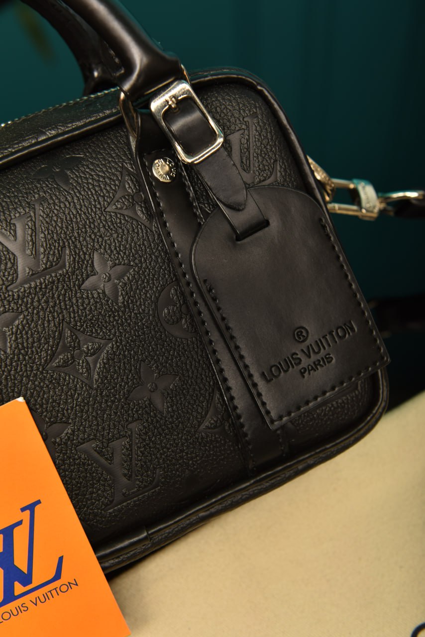 LVS - Nano Porte Documents Voyage