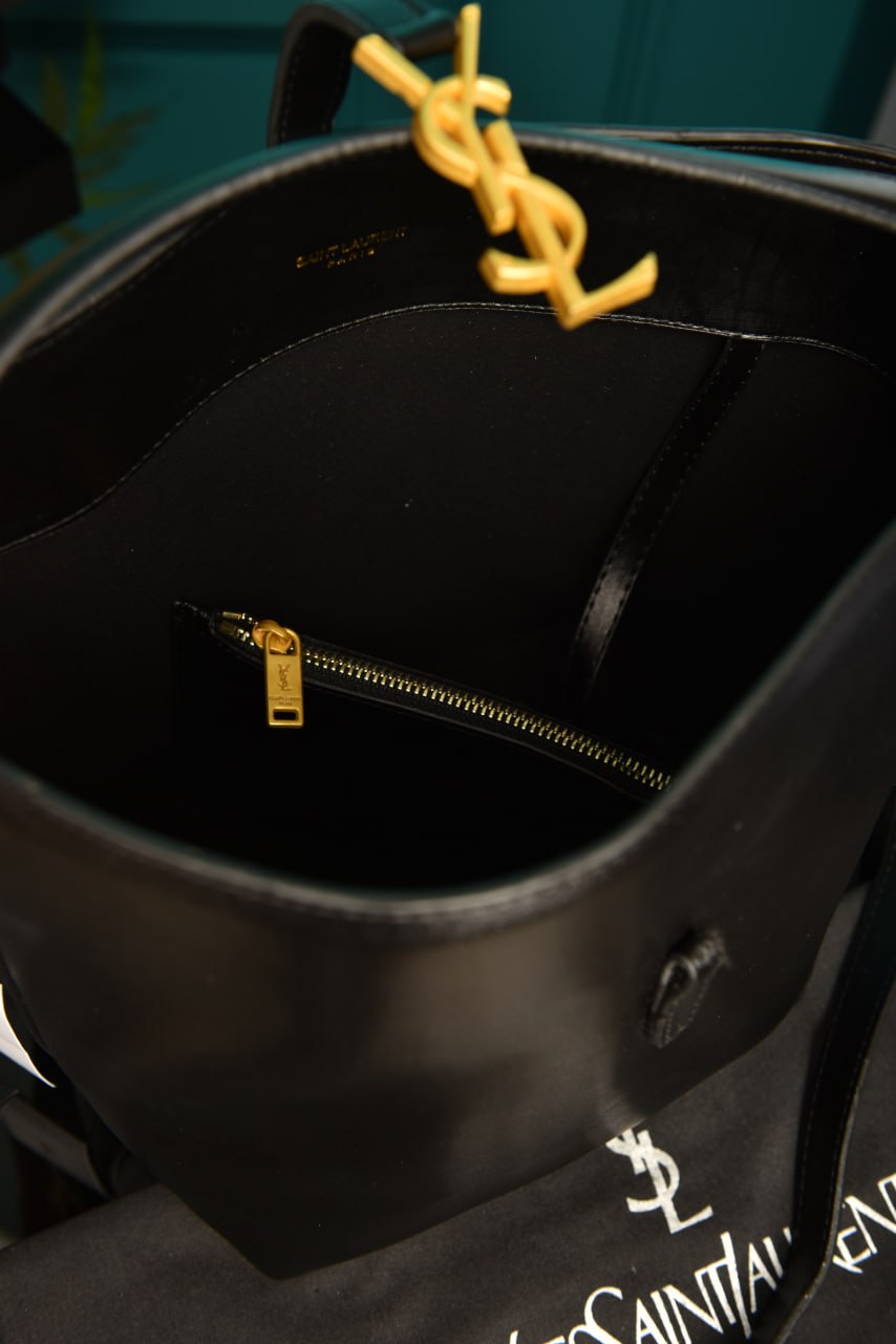 YS-Le 37 in Shiny Leather