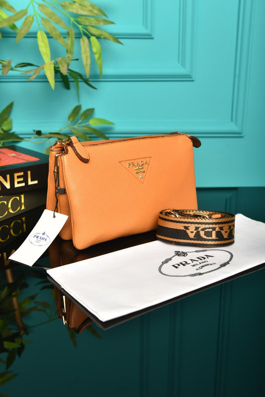 PRD -Vitello Daino Soft Mini Zippered Bag Argilla