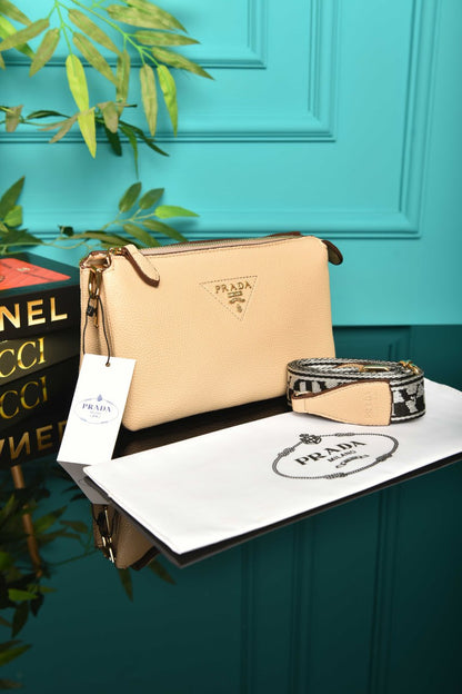 PRD -Vitello Daino Soft Mini Zippered Bag Argilla