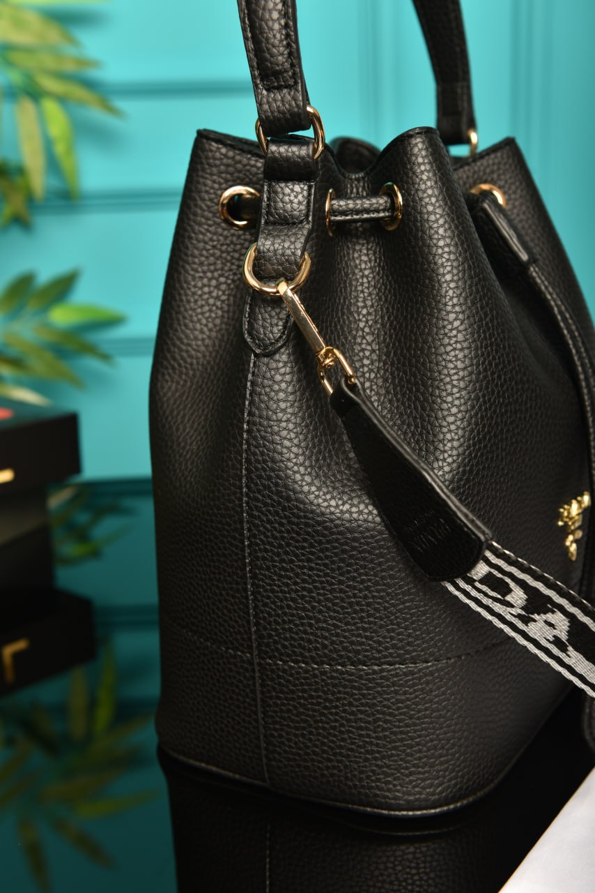 PRD-Vitello Daino Bucket  Bag Black