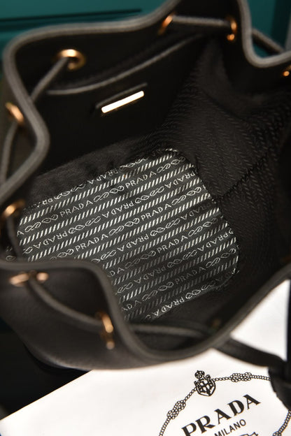 PRD-Vitello Daino Bucket  Bag Black